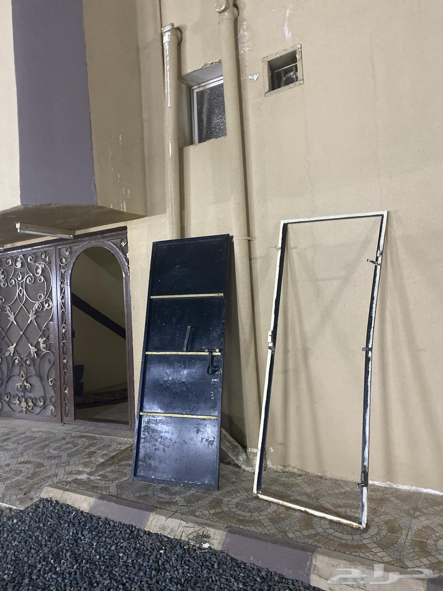 باب للبيع64411338318977110