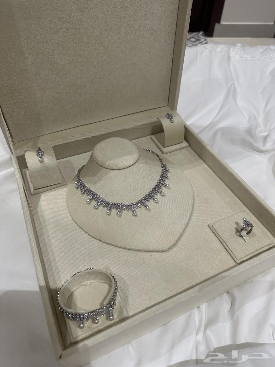 طقم عروس او زواجات64405694145923111