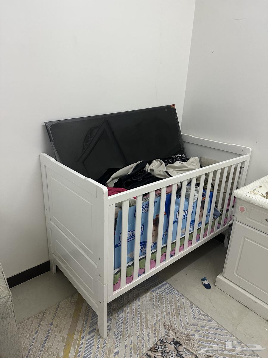 سرير أطفال جديد   مرتبة لم تستخدم64411888689539110