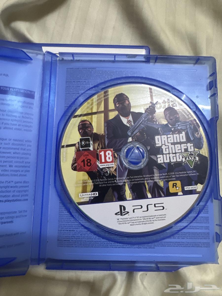 شريطين سوني 5 شبه جديده64407628463619111