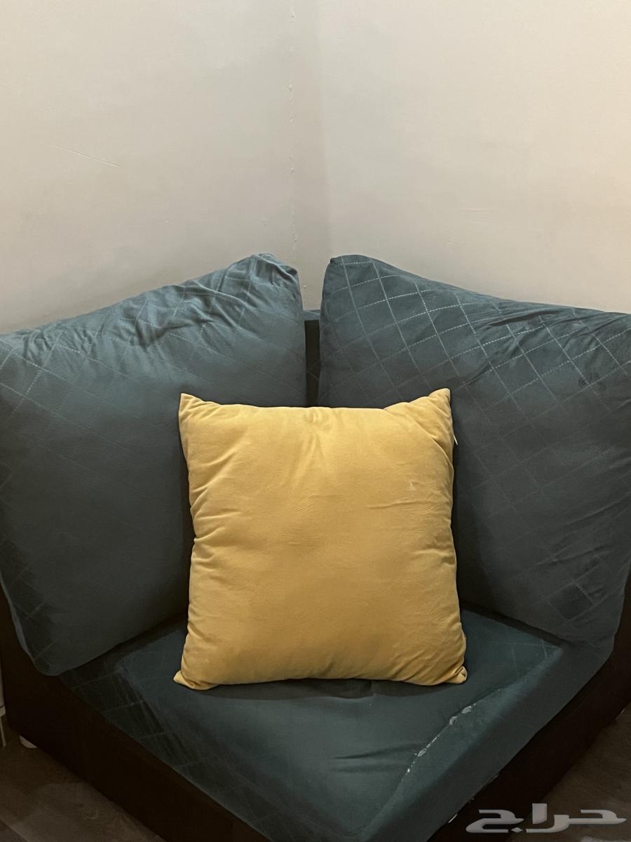 للبيع كنبة 6 قطع بشكل حرف L64408272997377110