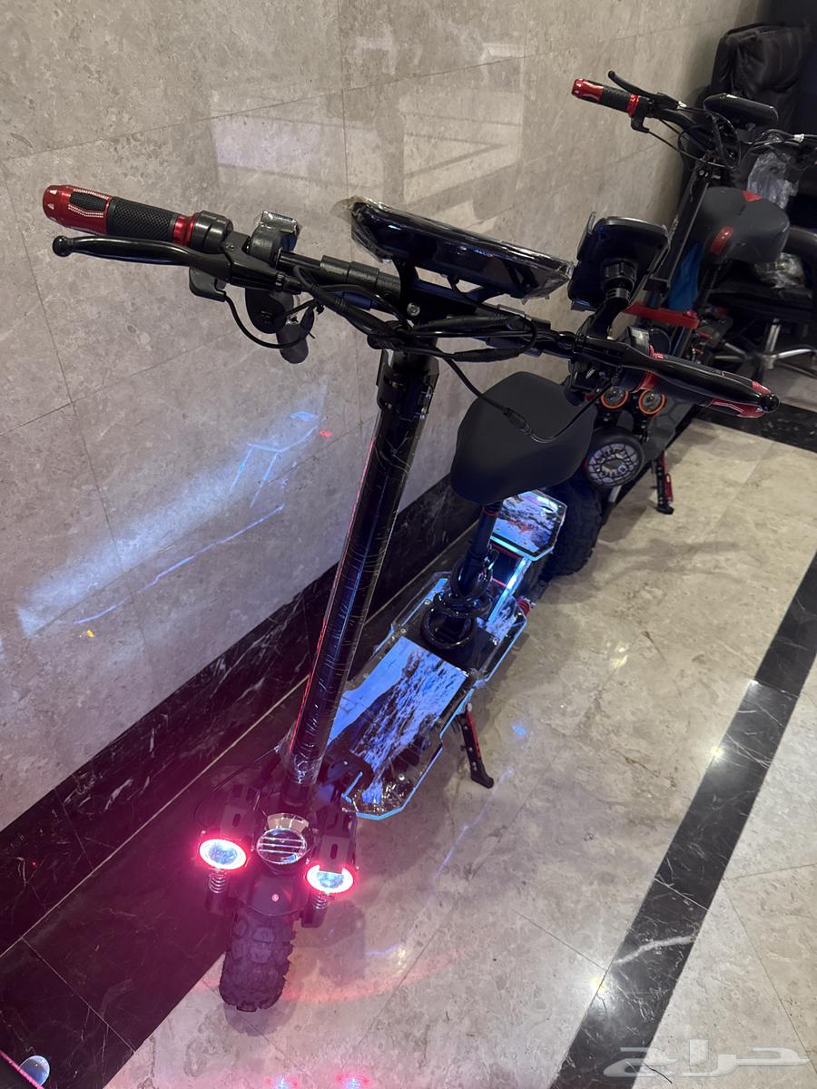 للبيع اسكوتر استخدام أسبوع سبب البيع ظروف ماديا  شريته 145064411162526978113