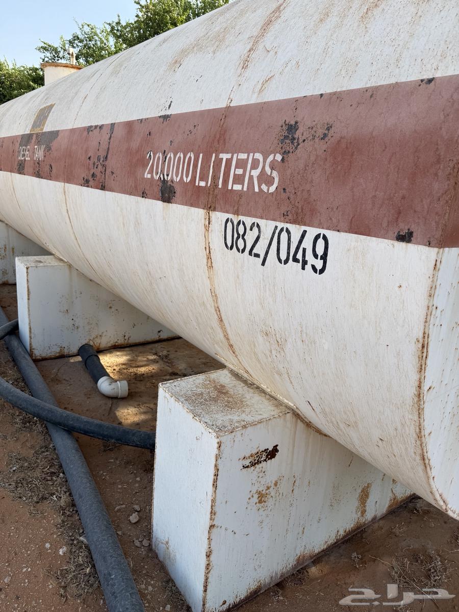 توانك ديزل للبيع العدد2 واحد 20 الف لتر و واحد 15الف لتر64563508208643111