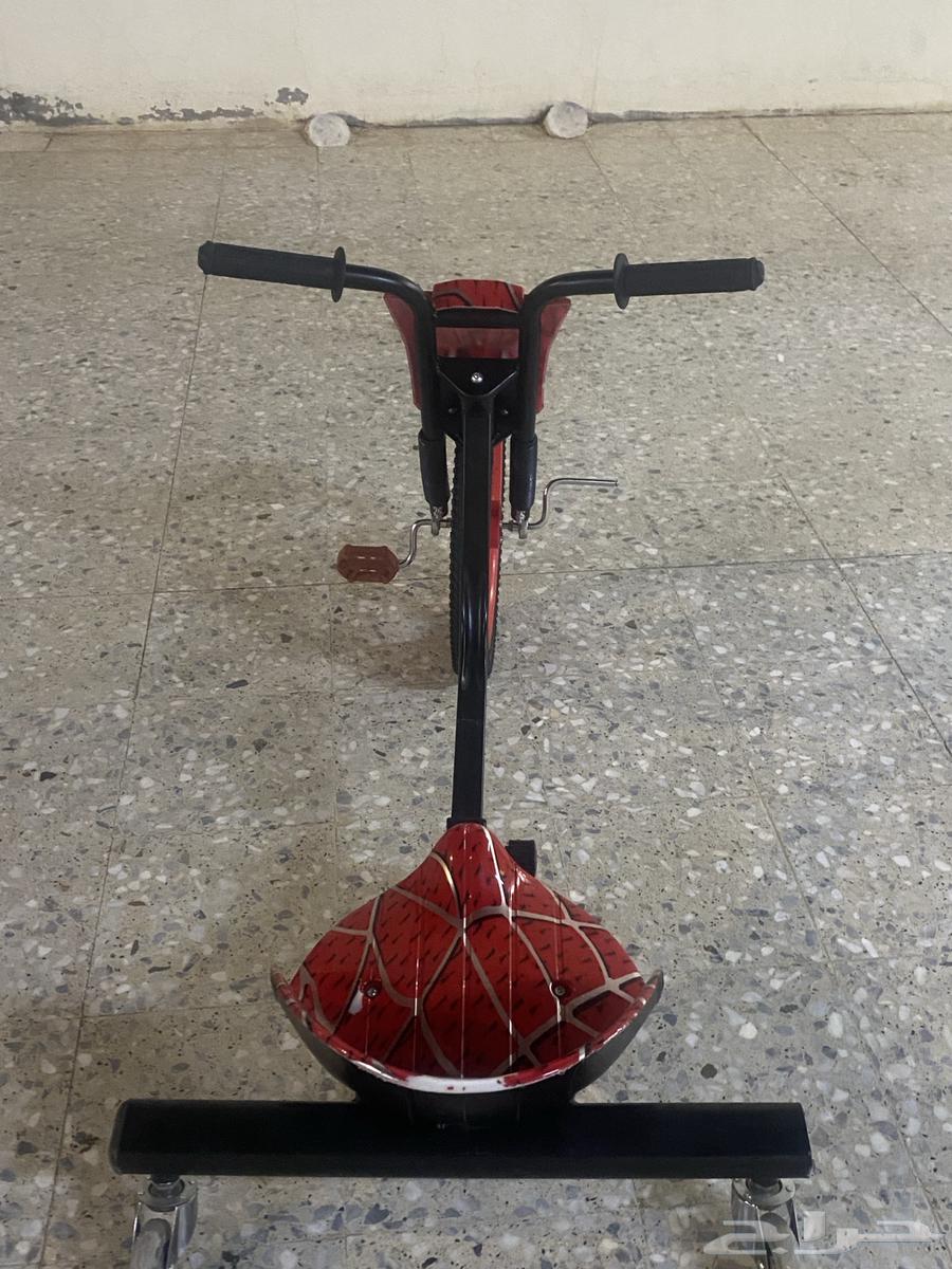 سكوتر مستعمل شاريه قبل يومين سبب البيع كبير على اخوي الصغير64410362464897112