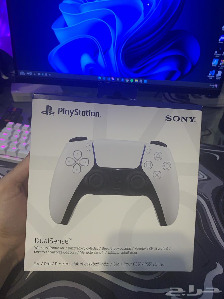 New PlayStation controller, never unboxed64410934446723110