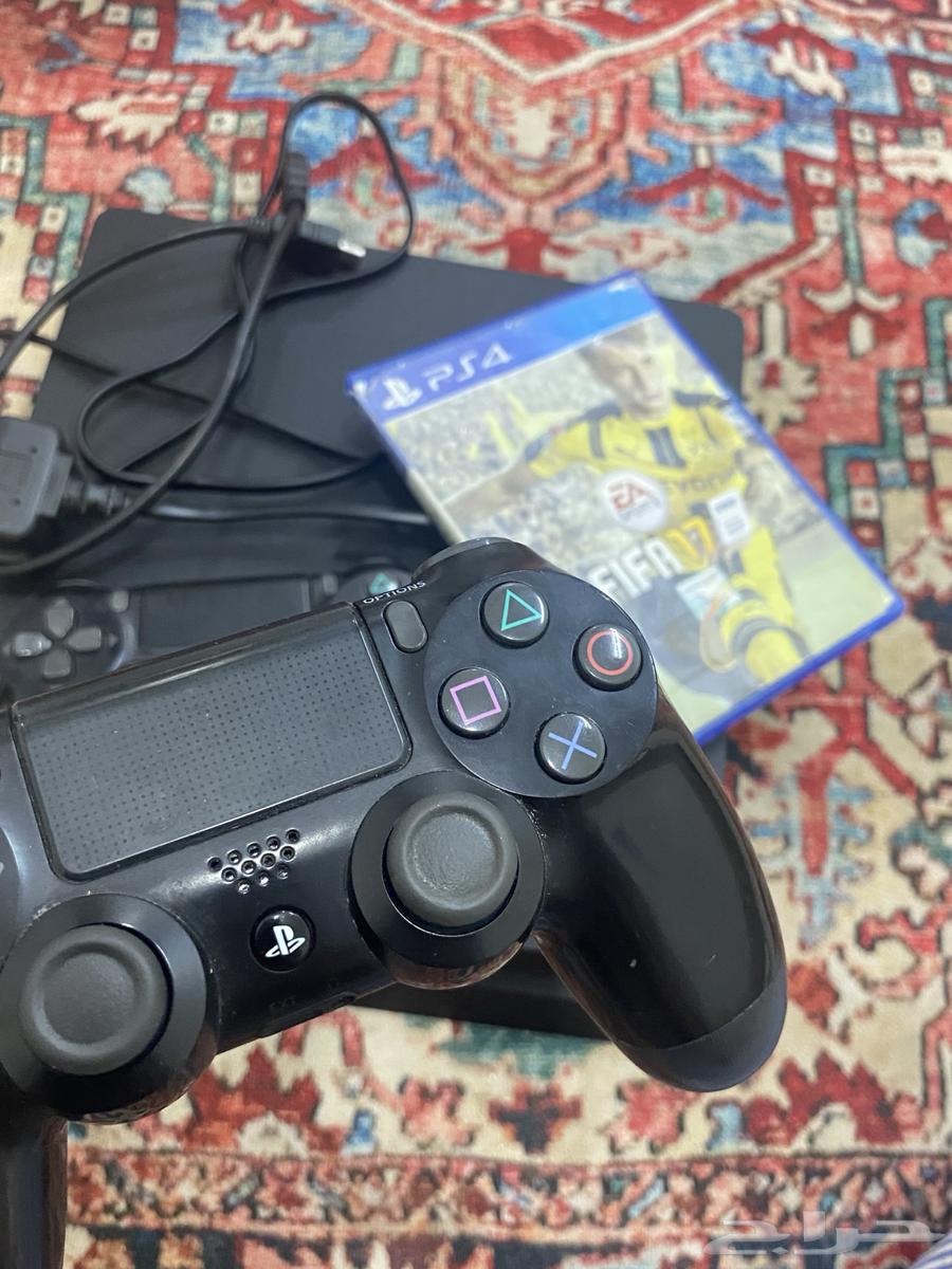 Sony PS4 used for 3 months, very little usage, with all accessories64409227033859110