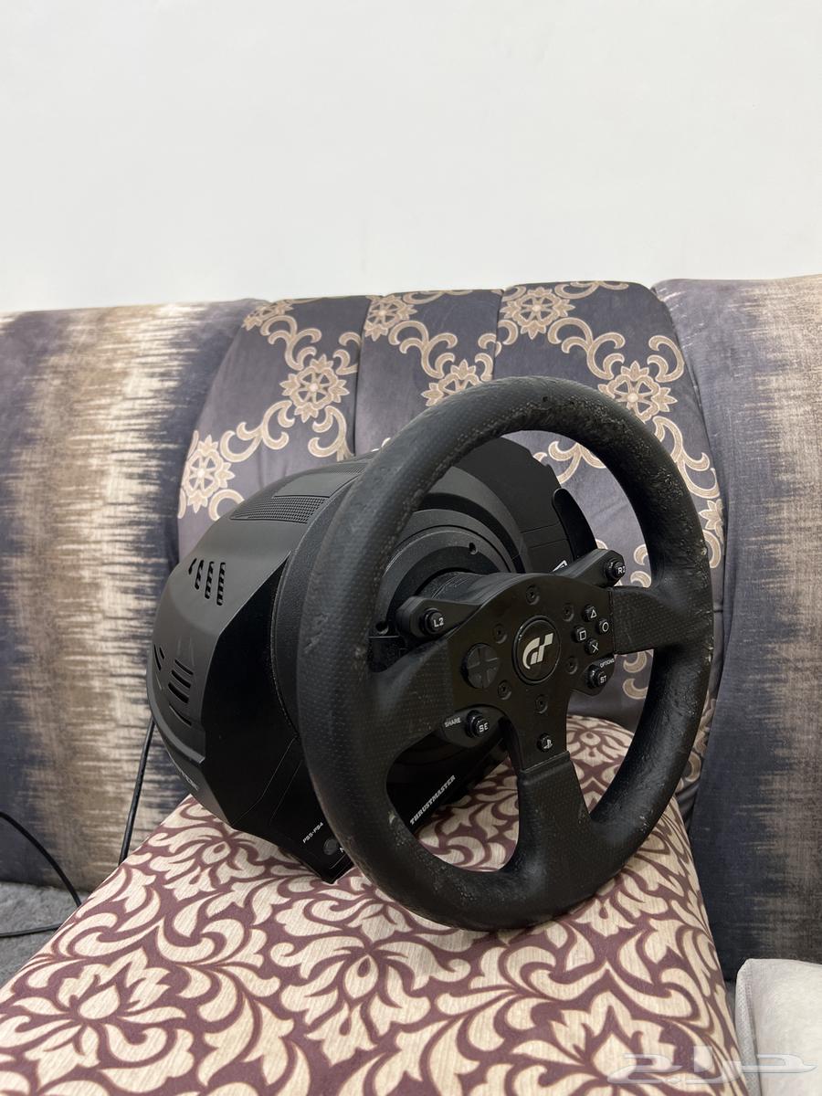 Hello, I'm offering you a T300 Thrustmaster with all its accessories64405999176963111