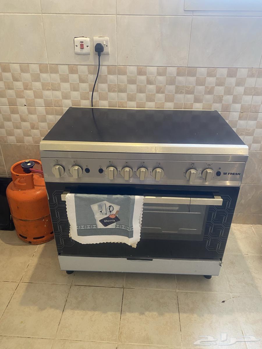 New oven used for only 6 months with invoices and warranty64408822492674111
