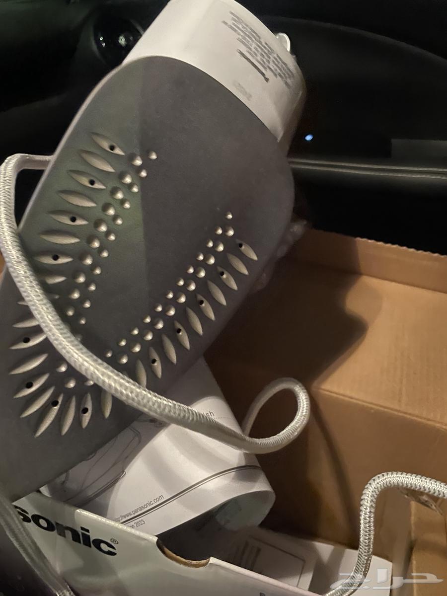 Steam iron, personally used, purchased yesterday for 105 riyals64410594945665112