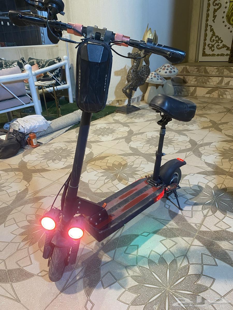 سكوتر الوحش كهربائي64411297457537110