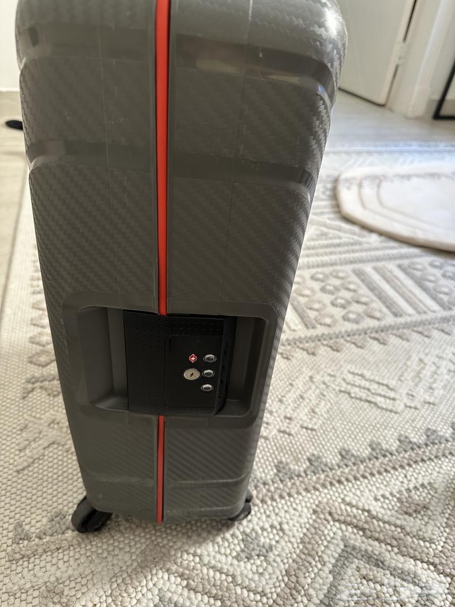 شنطة سفر64406904649217111