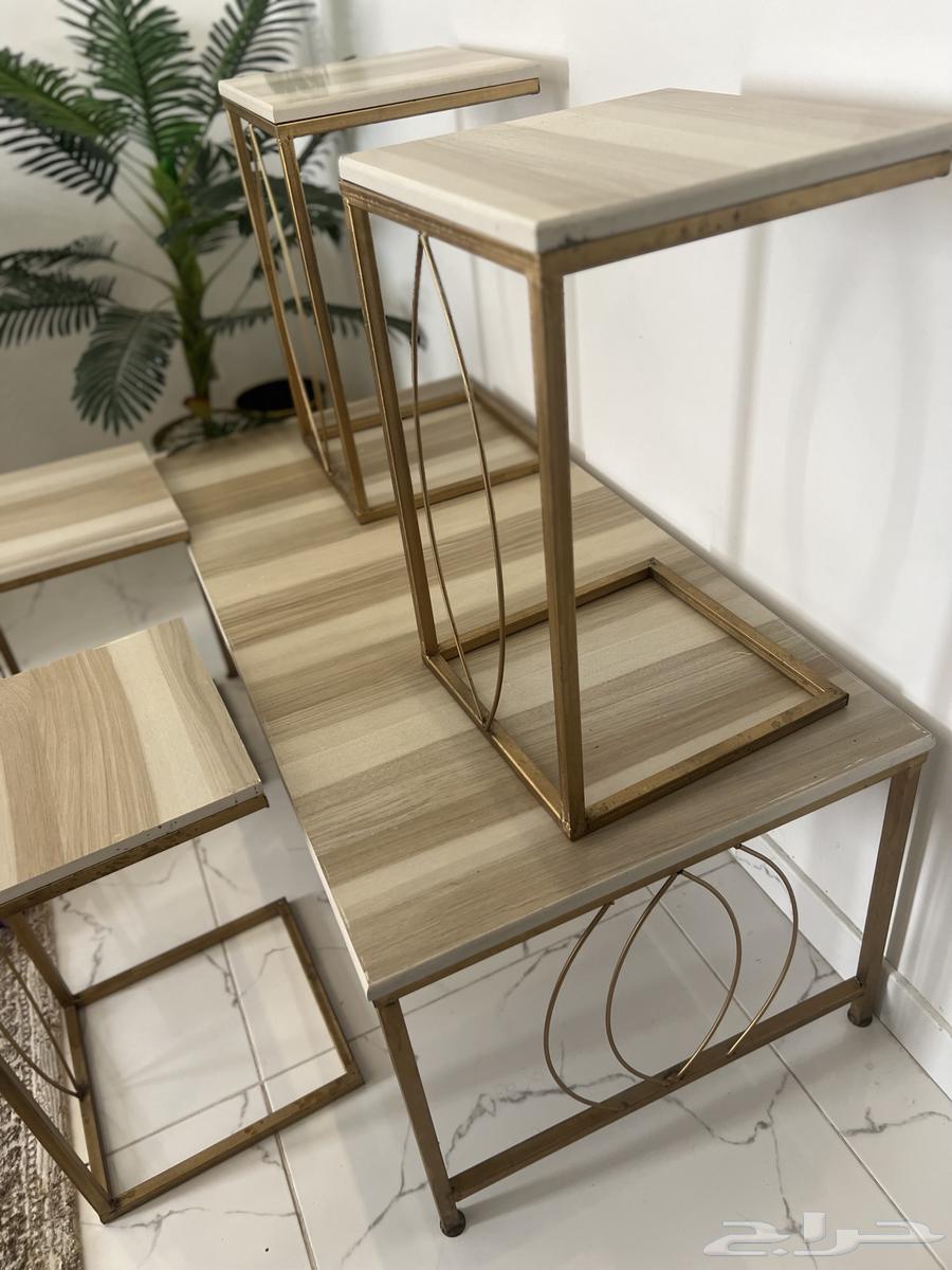 Tables64408007610242111