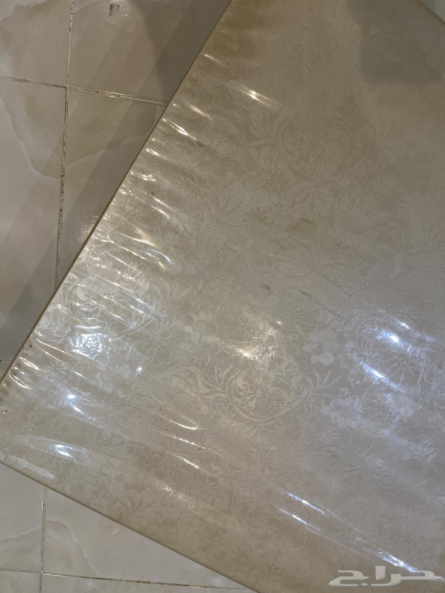 Floor table64405999153411113