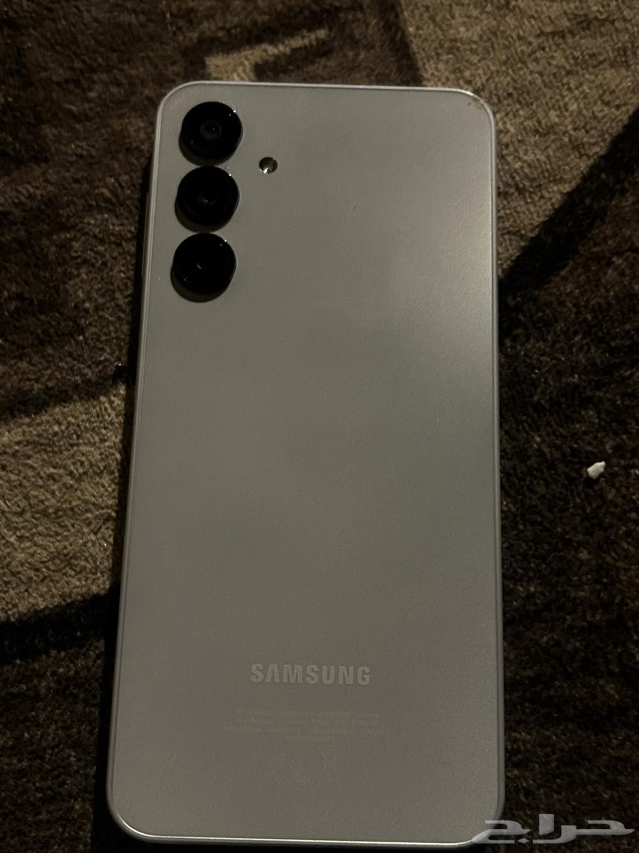 جوال للبيع ما انفك ولا قد دخل صيانة64409768995971110