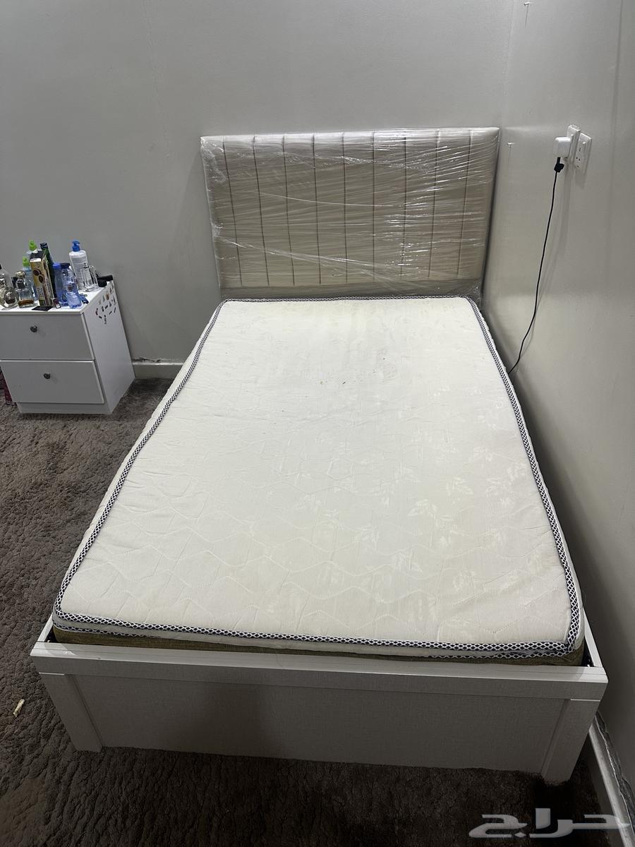 أربع حبات لبيع64405680536963111