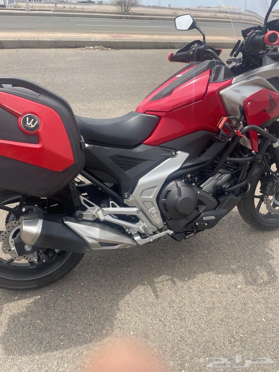 دراجة نارية ( دباب هوندا 750 سي سي )64568934018307112