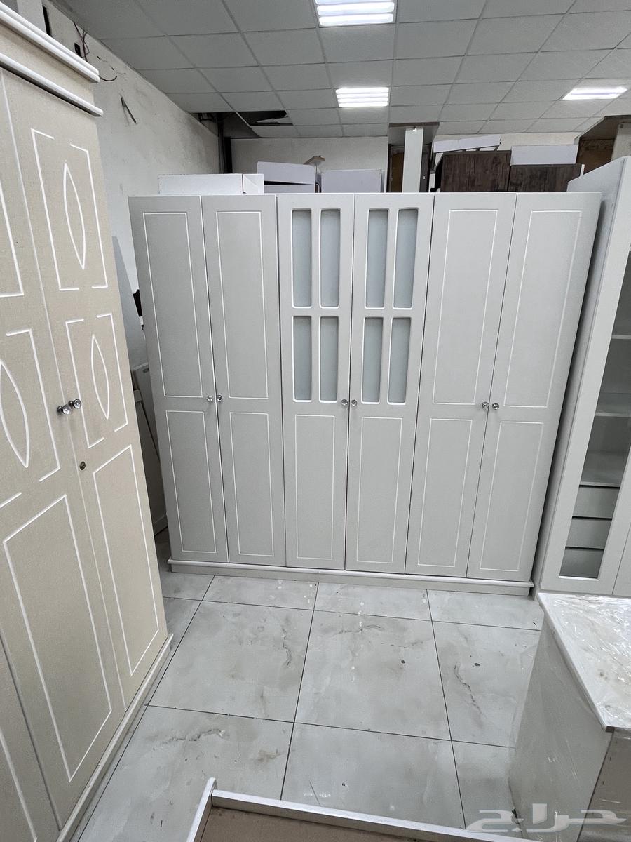 غرفة النوم و دولاب مستعمل نظيف للبيع64412183875458113