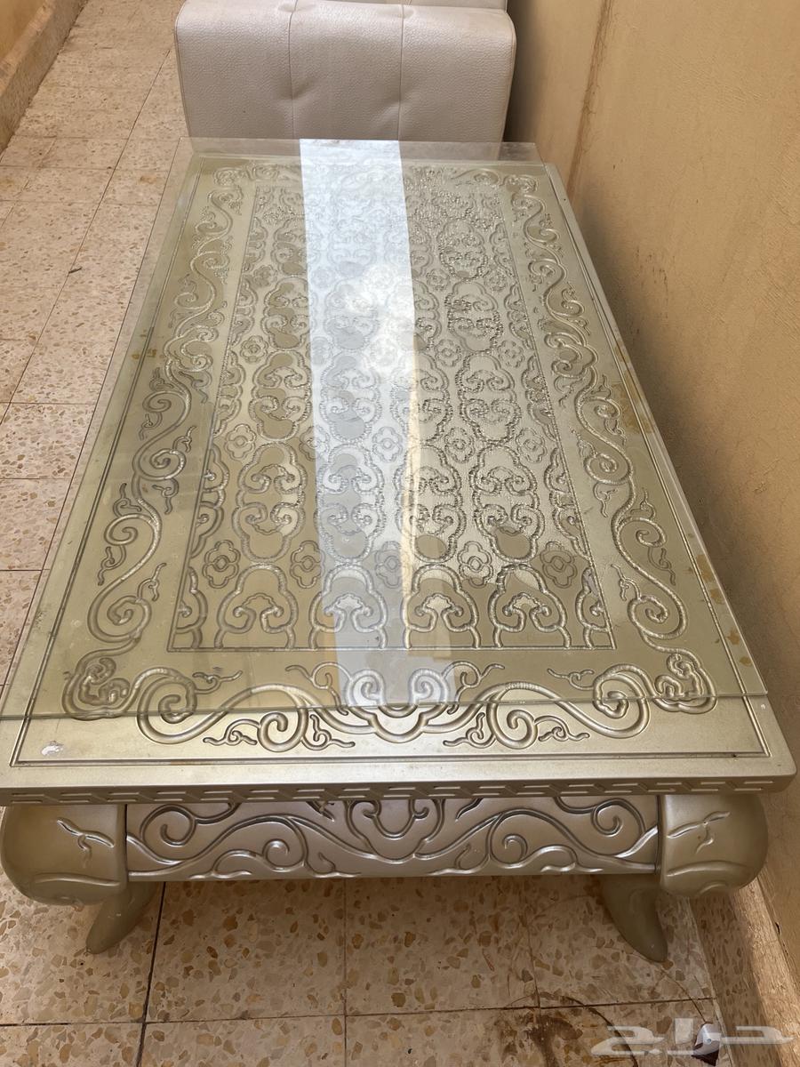 Leather sofa three pieces and table64409837796483114