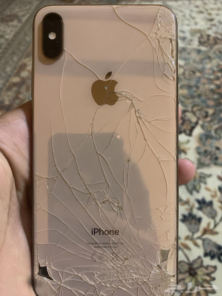 iPhone X Max at a very cheap symbolic price, clean and original back from the agency64409574871939112