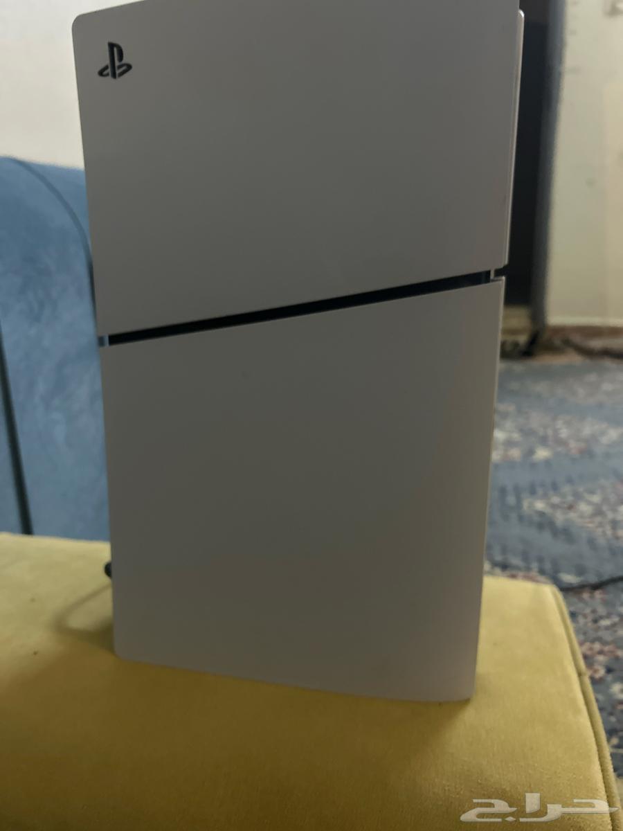 للبيع سوني5 التخزين1تيرا معها يده وشريط كود 7 ع السوم64410723565699111