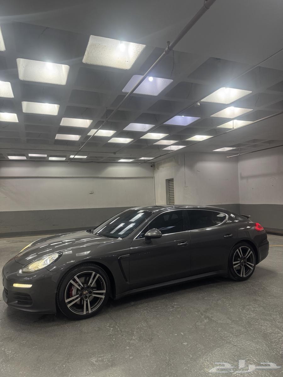 بورش باناميرا فئة S64568578360706111