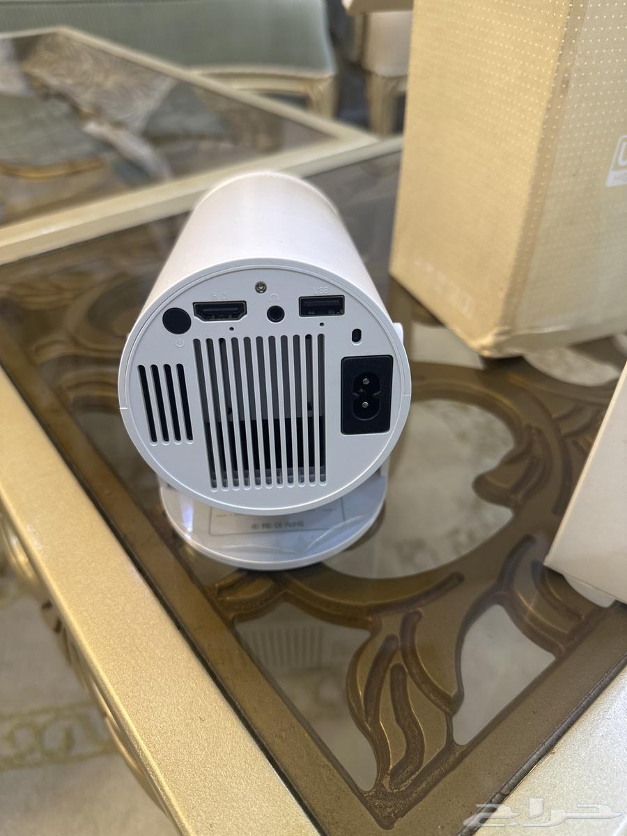 HD Projector64405334410882112