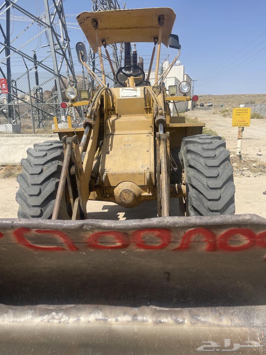 I'm presenting to you a 910 shovel, model 8864564088276354113