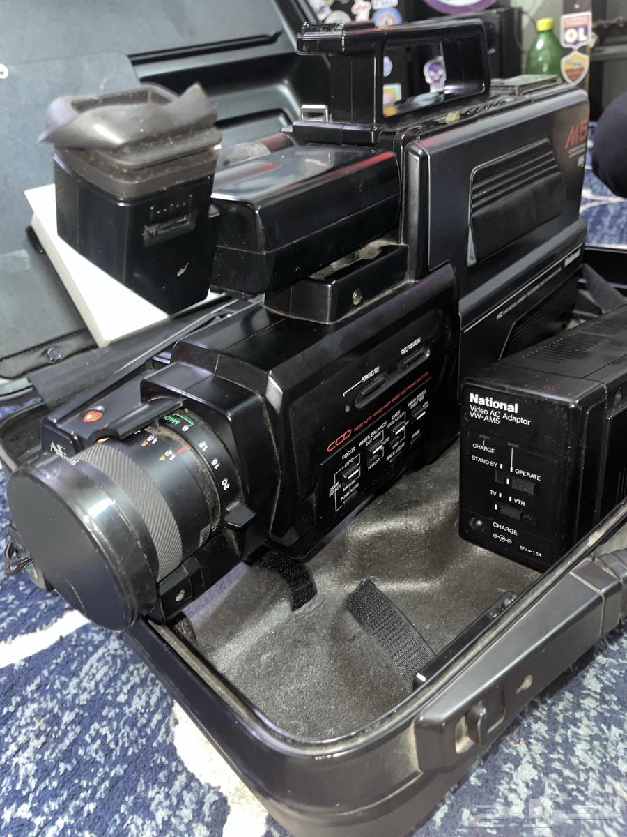 Camera64406402859011112