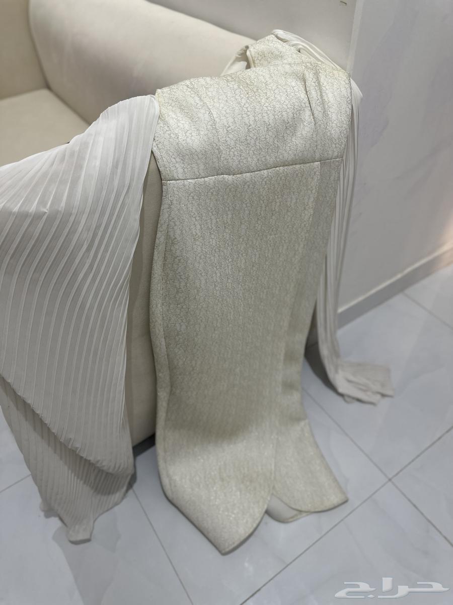 فستان. لبسه وحدها جديد مقاس رقم 364406917799298111