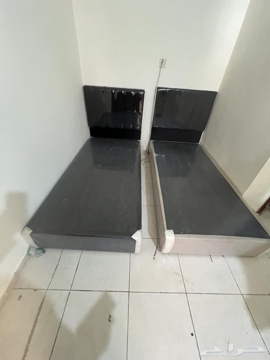 نفر واحد سرير مع المرتبة مع مخده مع لحاف طقم كامل موجود64410435715970113