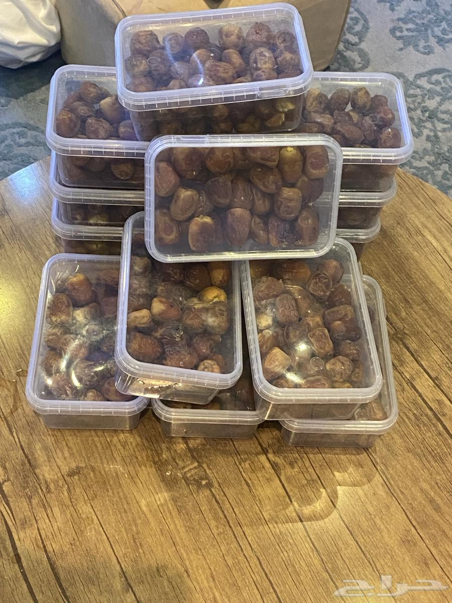 Canned Sugar Date and Red Sugar Date 1 Kilogram64410666814081110