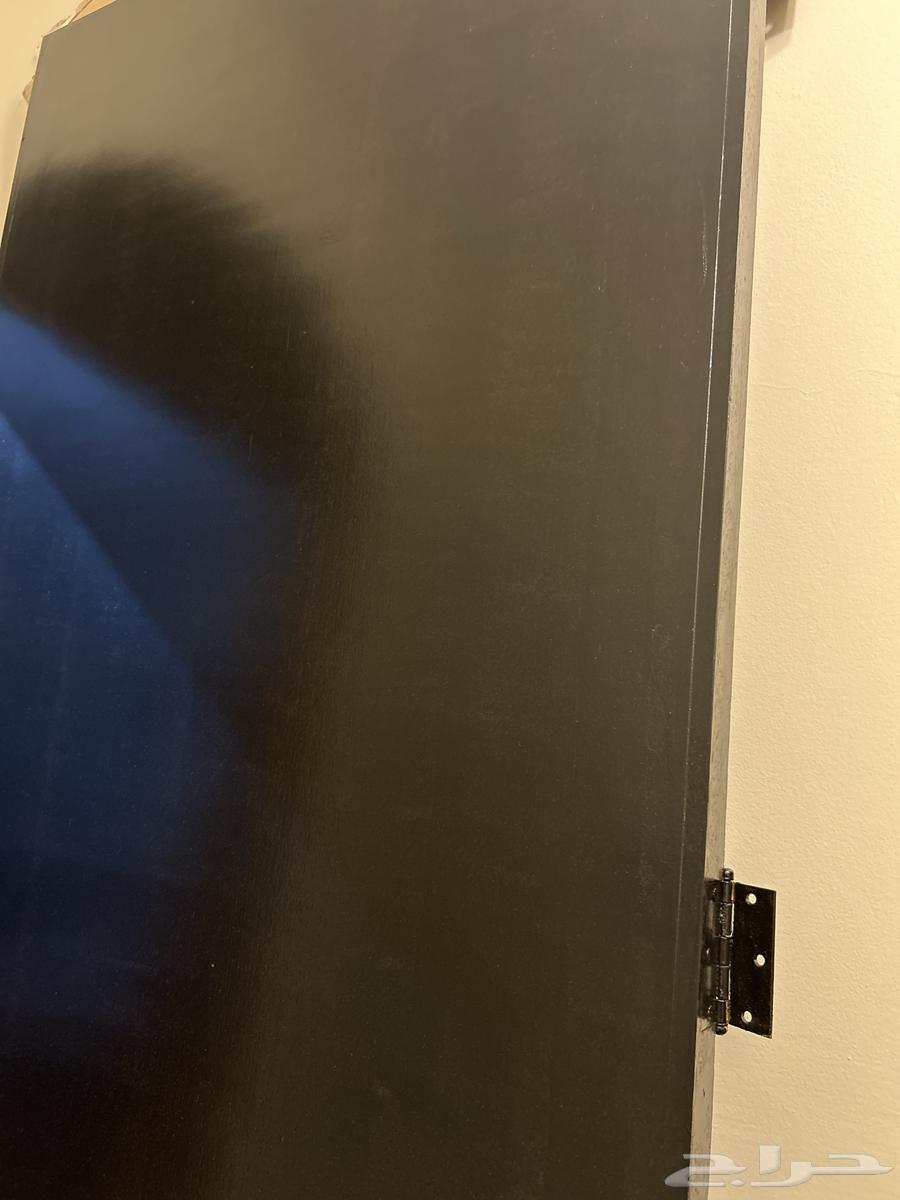 باب خشب مصبوغ أسود ب500 قابل للتفاوض64405610911361111