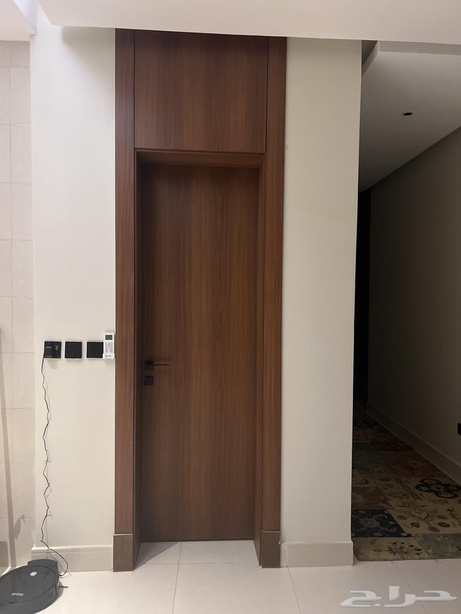 باب خشب للبيع64405902371458110