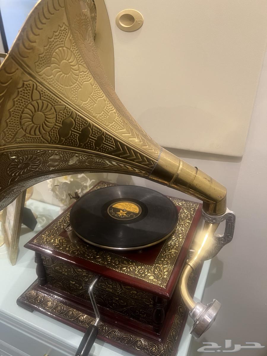 جرامافون انتيكه64408595681027110