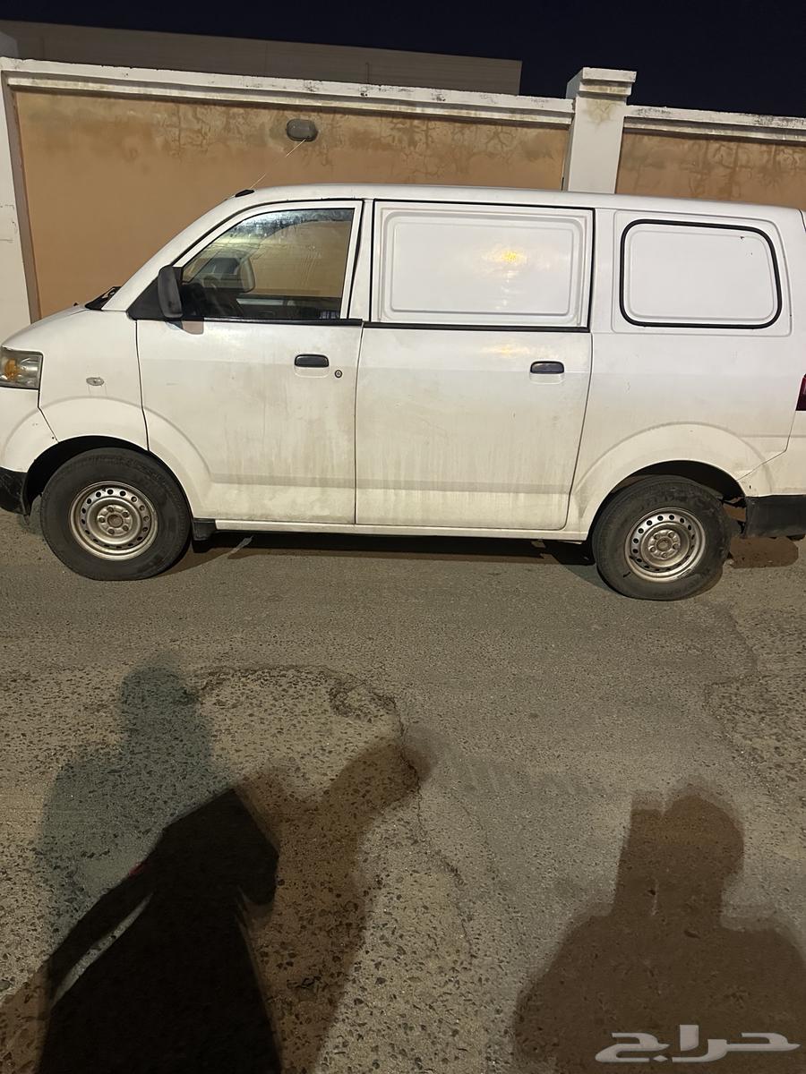 دباب سوزوكي 2017. حاله السياره جيده جدا السعر 33الف64560360641794111