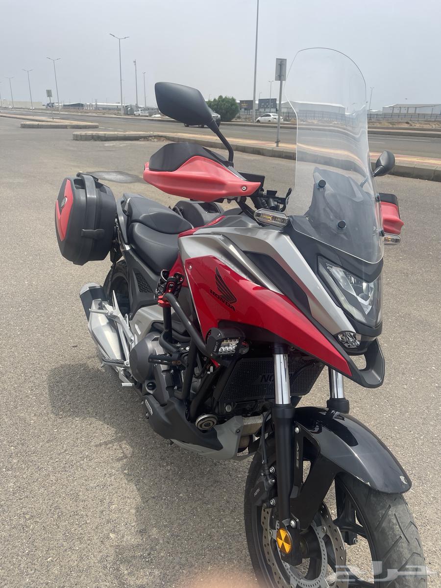 دراجة نارية ( دباب هوندا 750 سي سي )64568934018307114