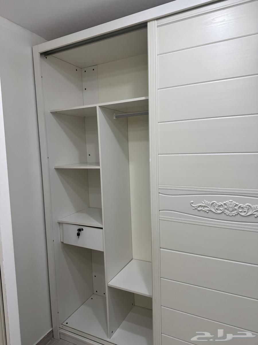 دولابين استعمال نظيف وخشب جيد64409948969218112