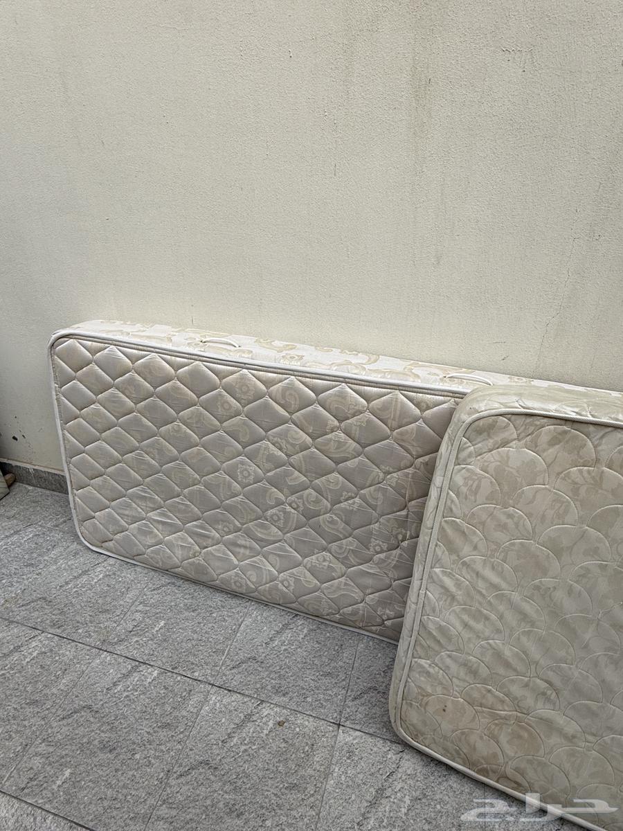 سرير مستعمل للبيع64412130083330112