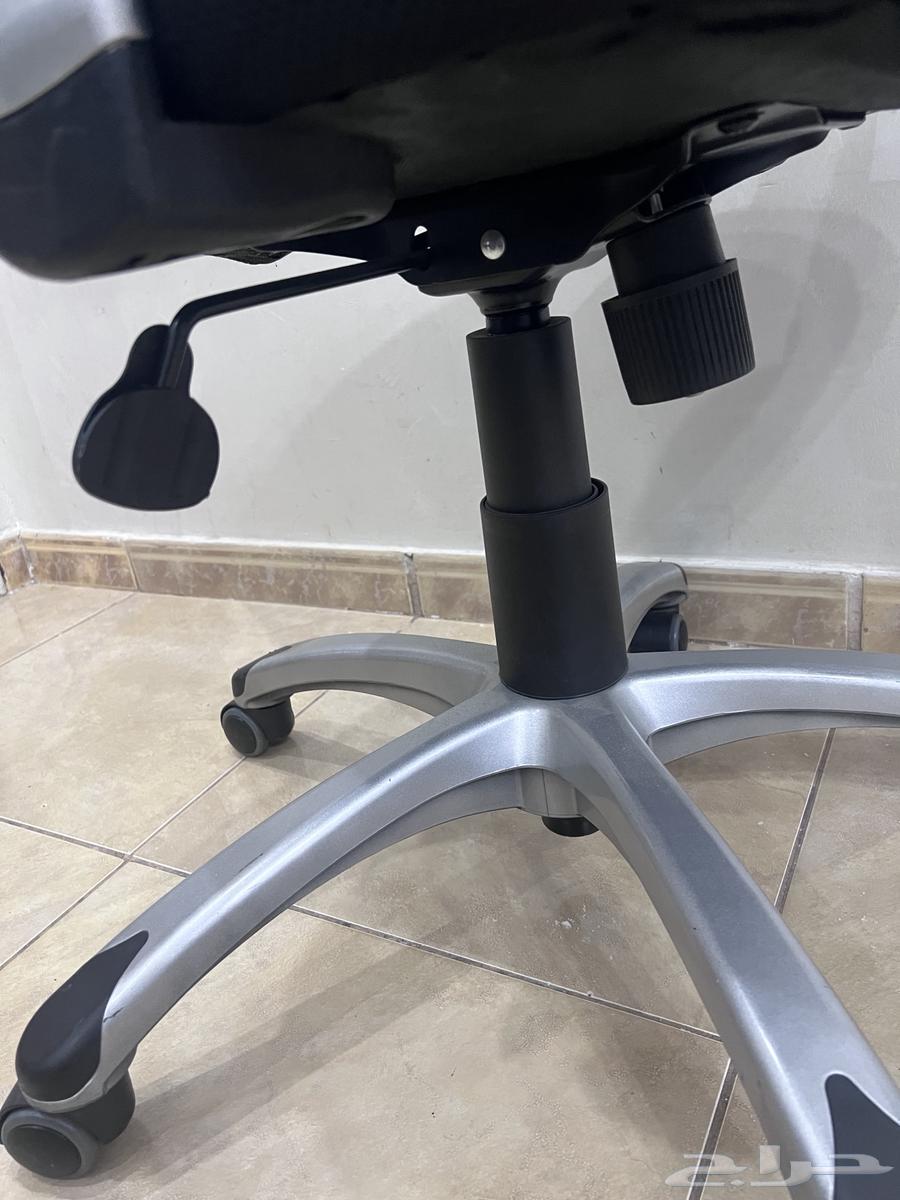 كرسي عملي بدون ضهر64405888658689113