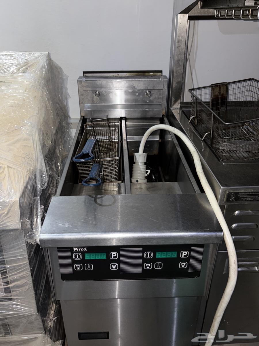 معدات مطعم كامله للبيع64408035245955111