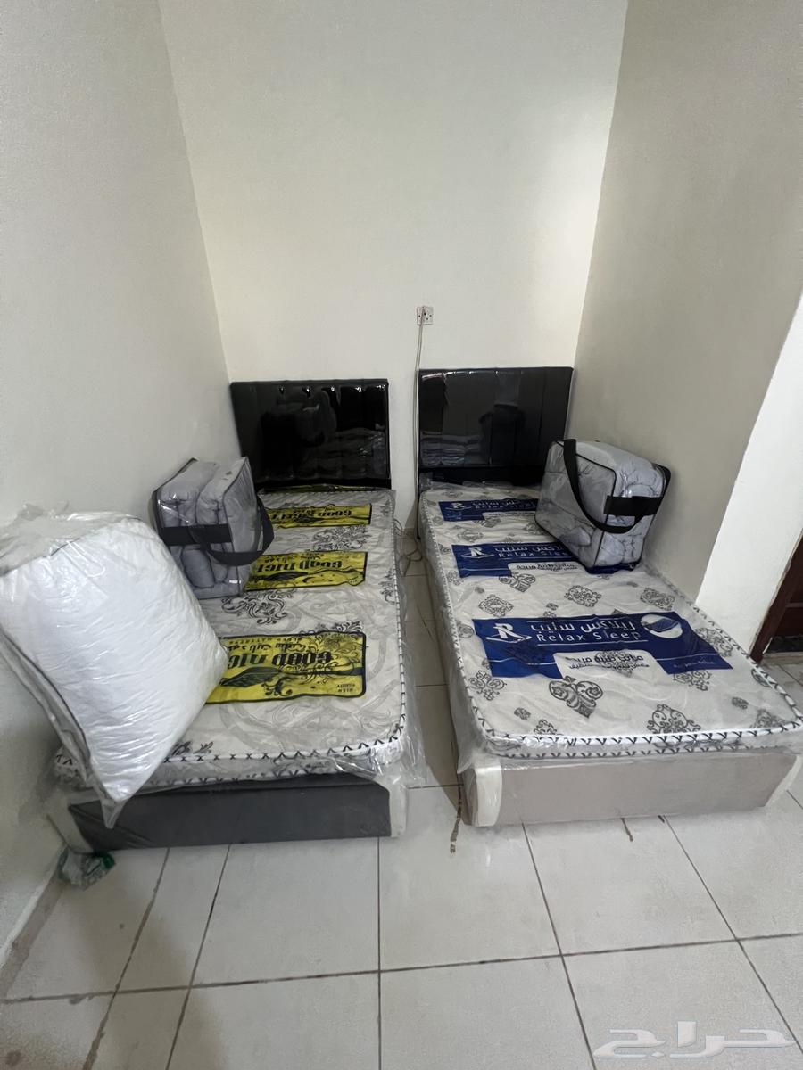 نفر واحد سرير مع المرتبة مع مخده مع لحاف طقم كامل موجود64410435715970112