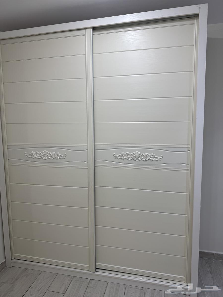 دولابين استعمال نظيف وخشب جيد64409948969218110