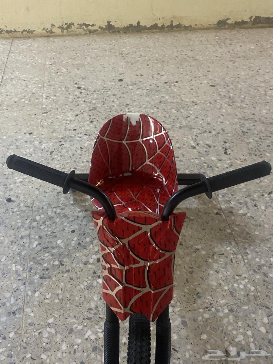 سكوتر مستعمل شاريه قبل يومين سبب البيع كبير على اخوي الصغير64410362464897113