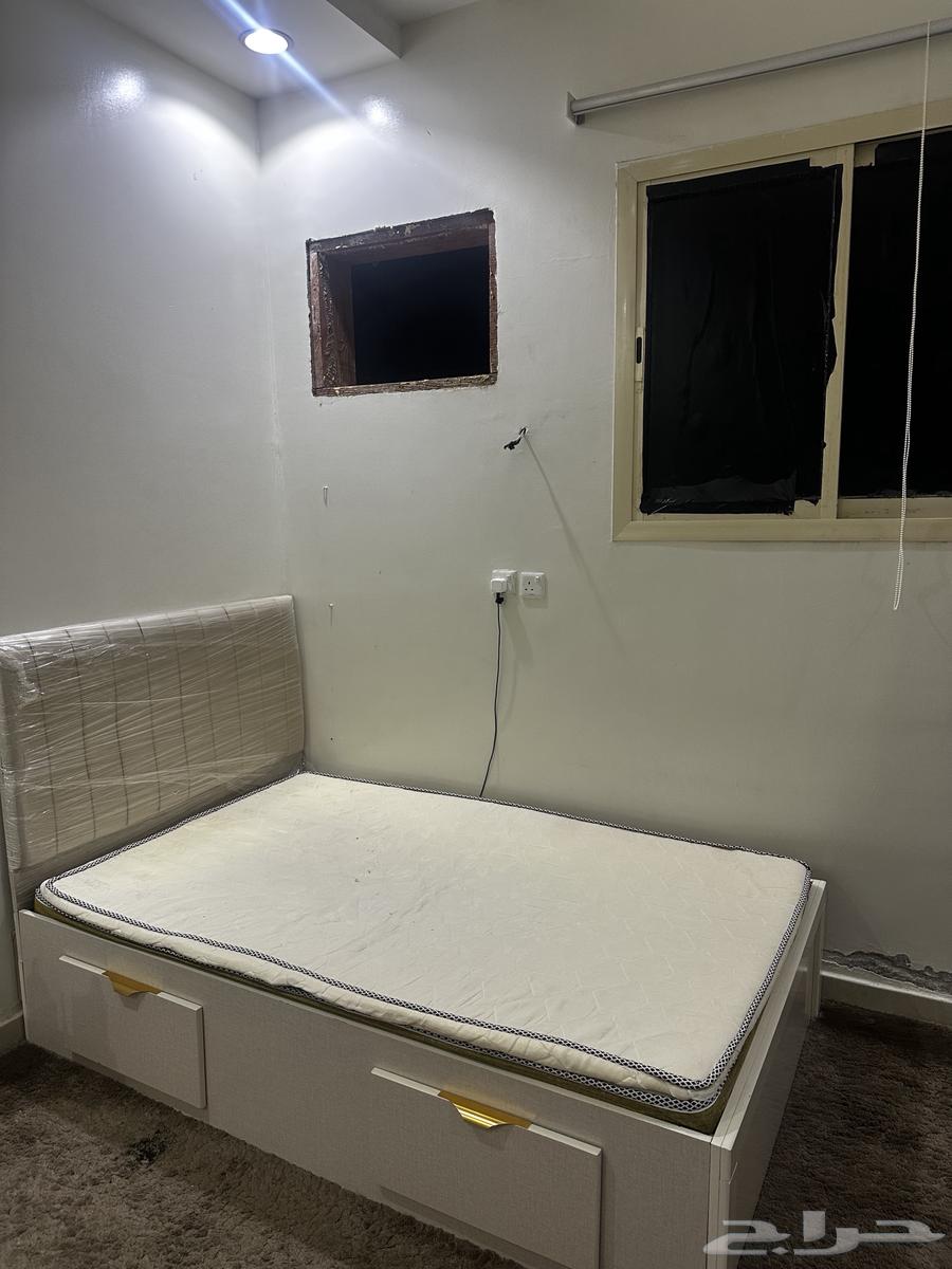 أربع حبات لبيع64405680536963110