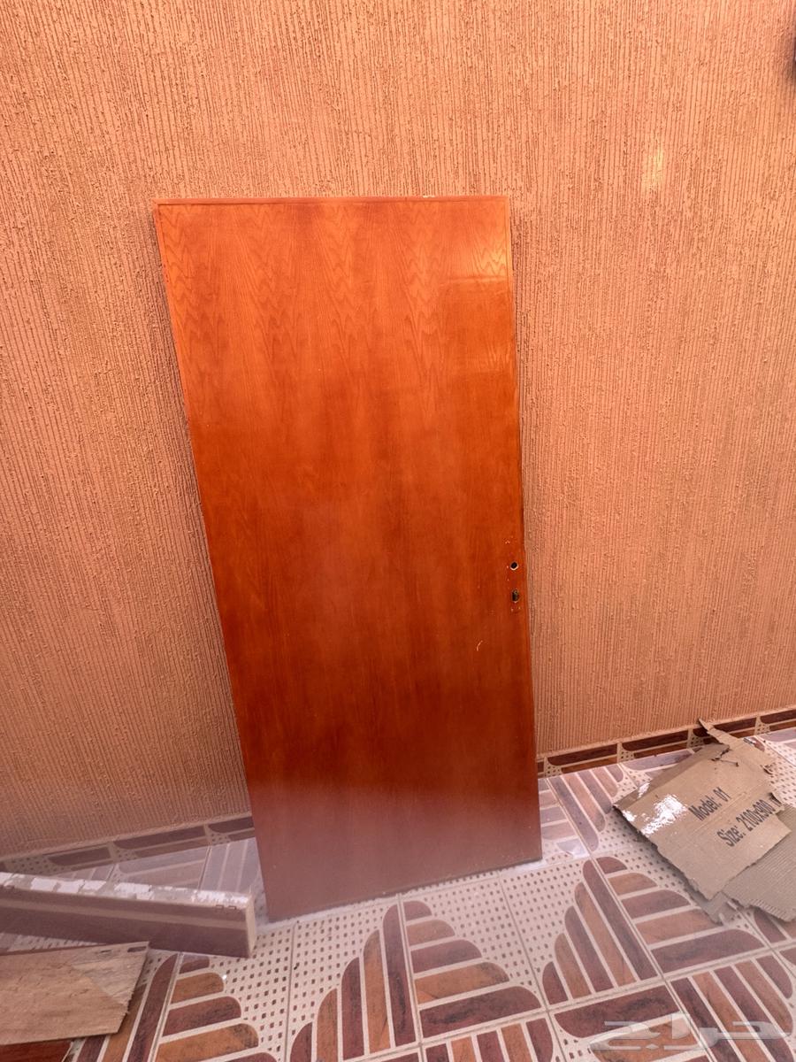 باب خشب نظيف64407531184130110