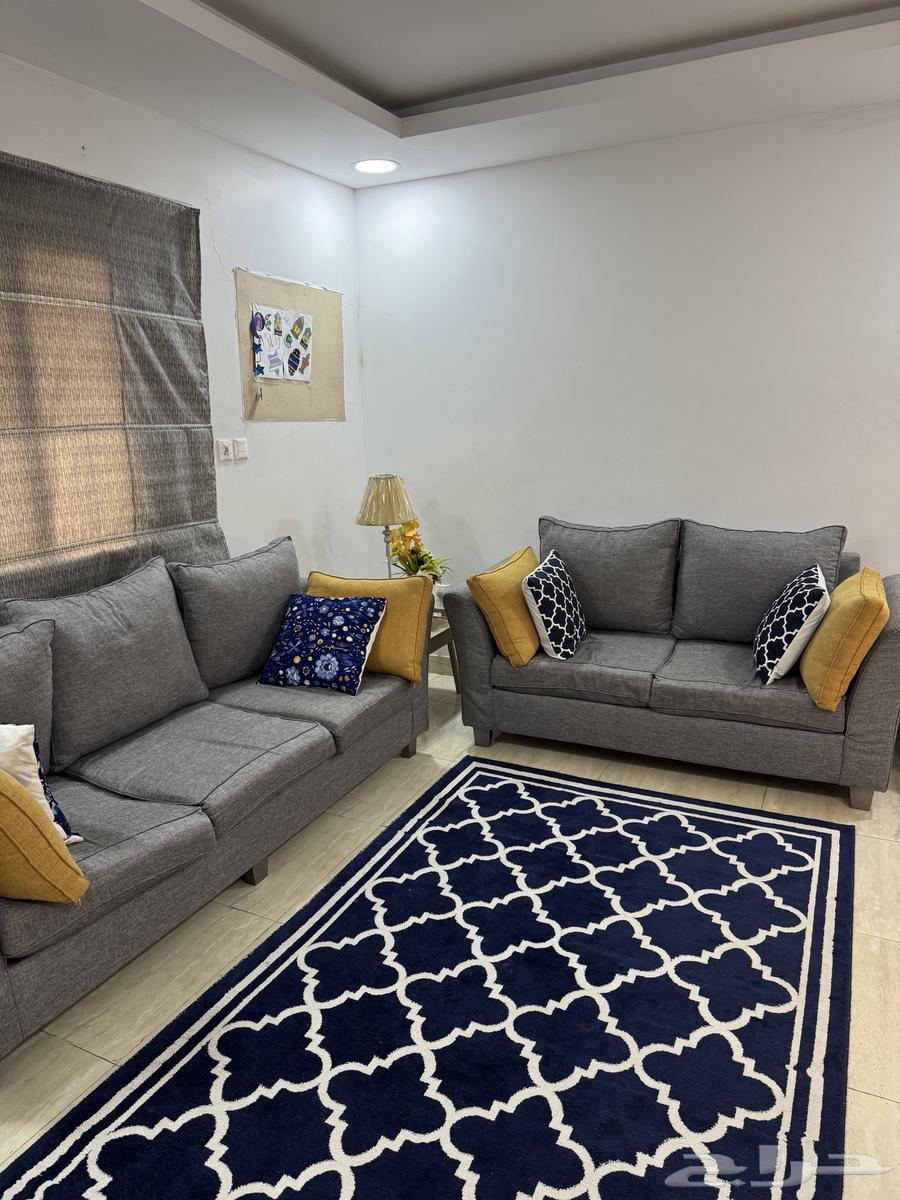 Sofa for sale, needs retying or tightening as shown in the picture64408822371329110