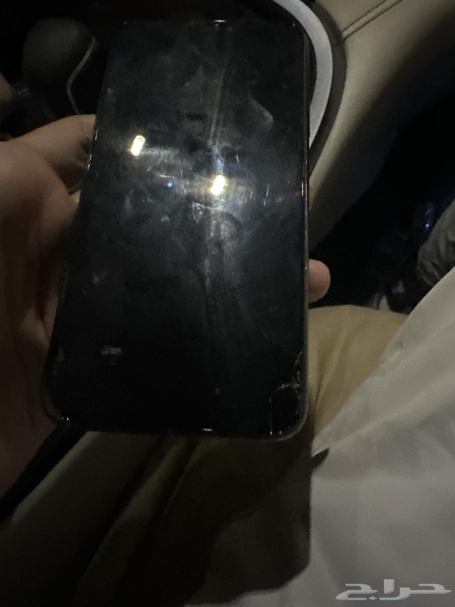 آيفون 11 برو ماكس للبيع64410116309761112
