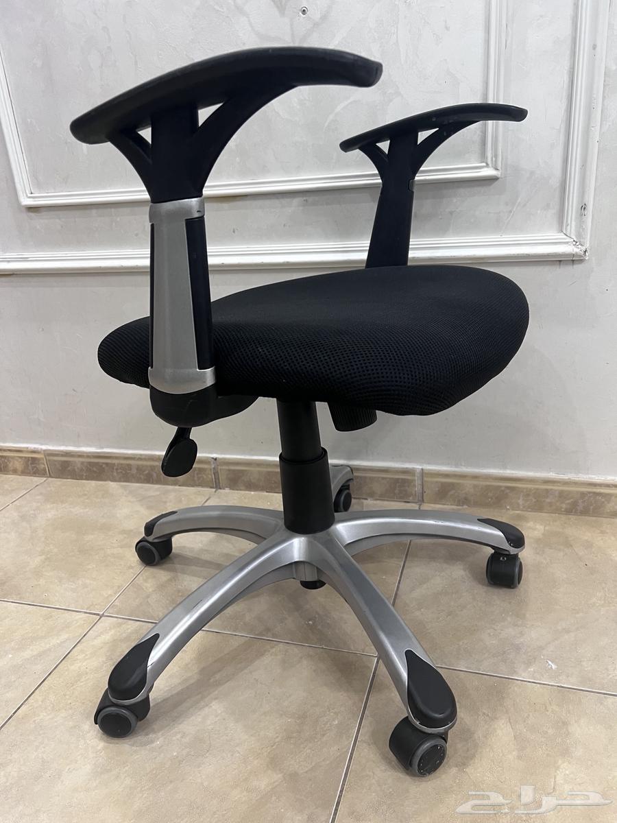 كرسي عملي بدون ضهر64405888658689110