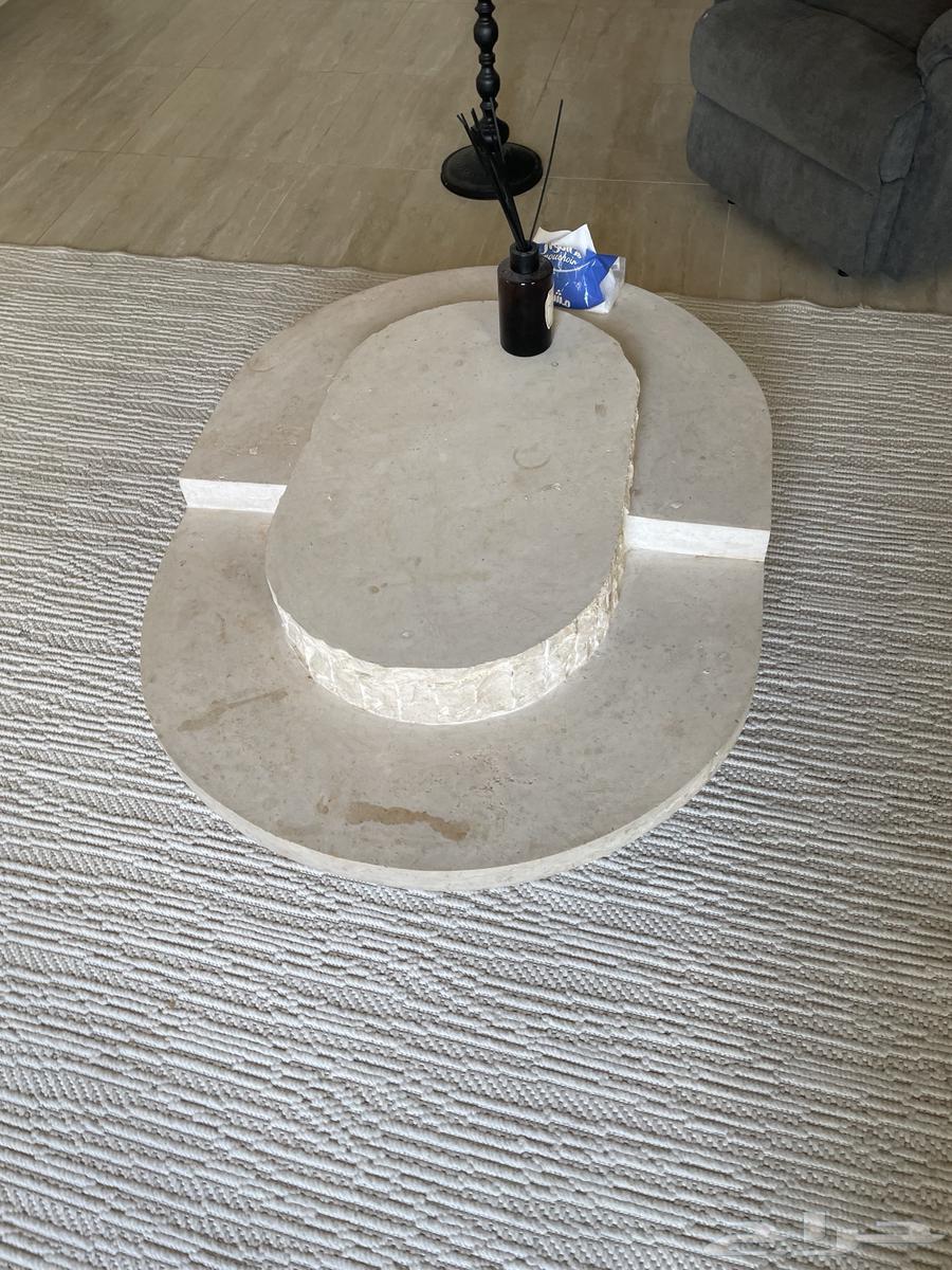 Marble tables64410638337154110