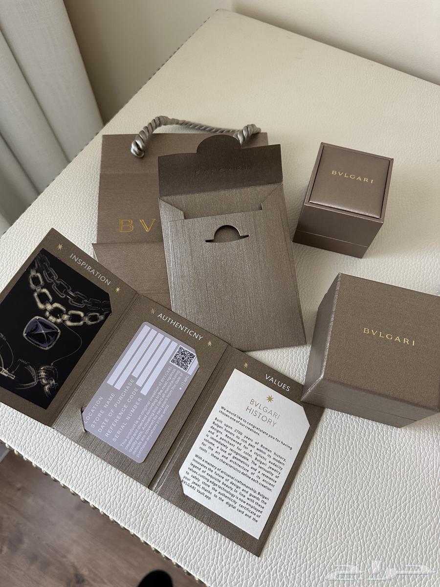 حلق bvlgari حجر تركواز طبيعي مع الماس ( جديد )64407979032707114